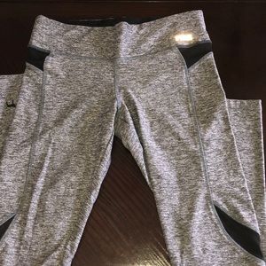 Ultimate Yoga Grey Leggings